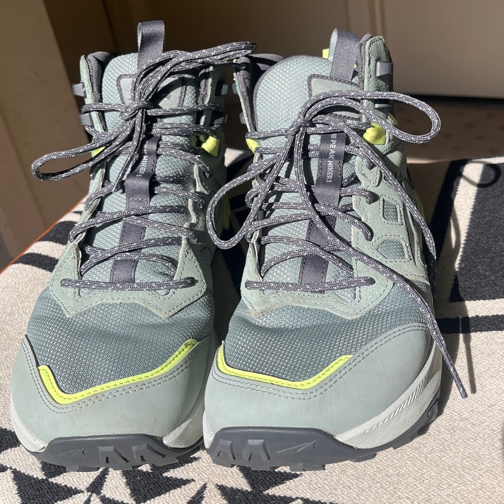 Altra lone peak hiker 3